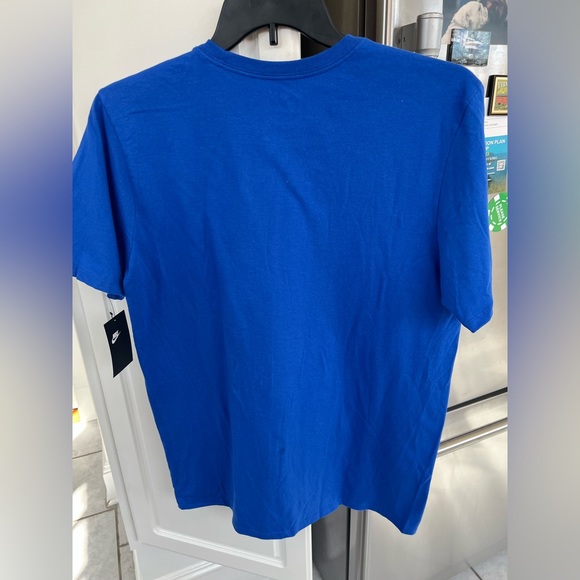 🍁 Nike NY Knicks Tee Shirt NWT.  Men’s Size-L 100% Cotton - Picture 2 of 10